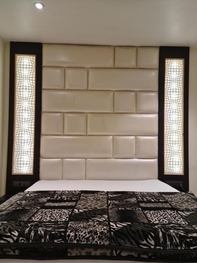 Hotel Star Inn Gangānagar Buitenkant foto