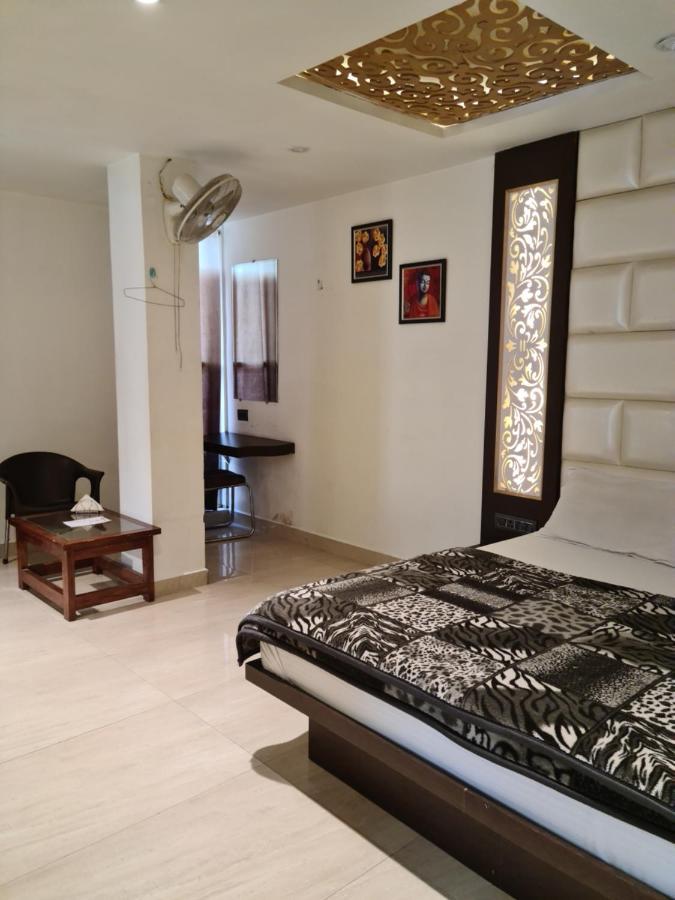 Hotel Star Inn Gangānagar Buitenkant foto