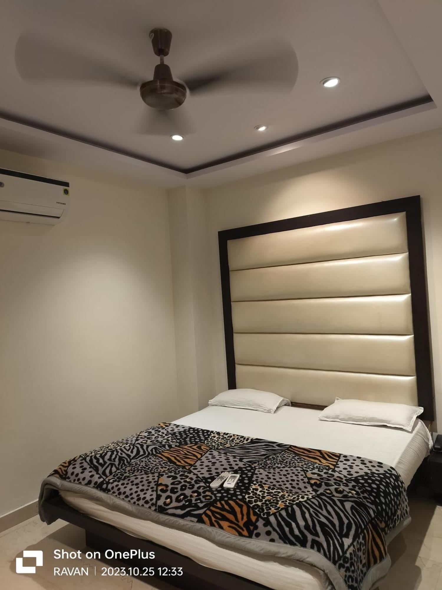 Hotel Star Inn Gangānagar Buitenkant foto