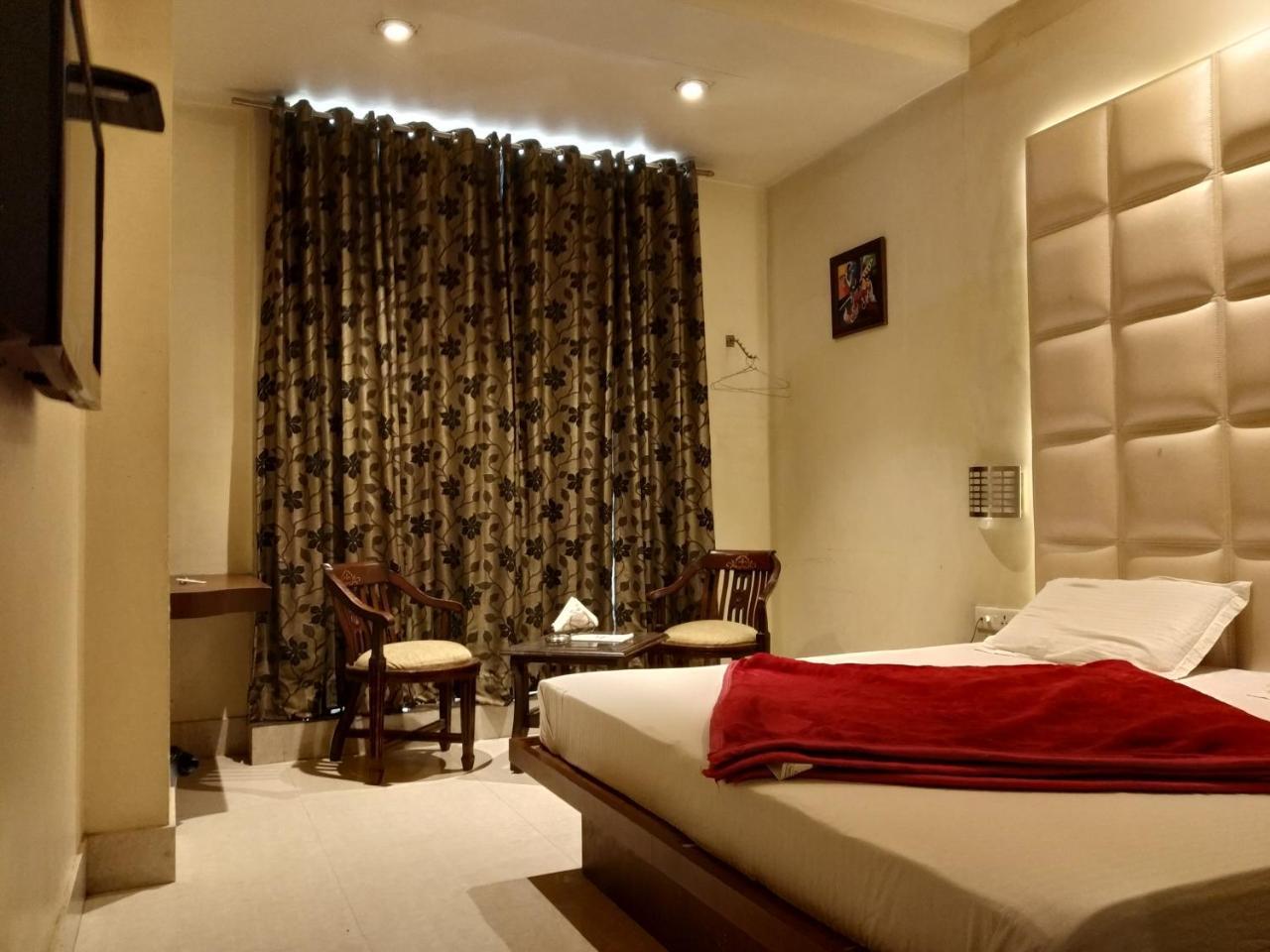 Hotel Star Inn Gangānagar Buitenkant foto