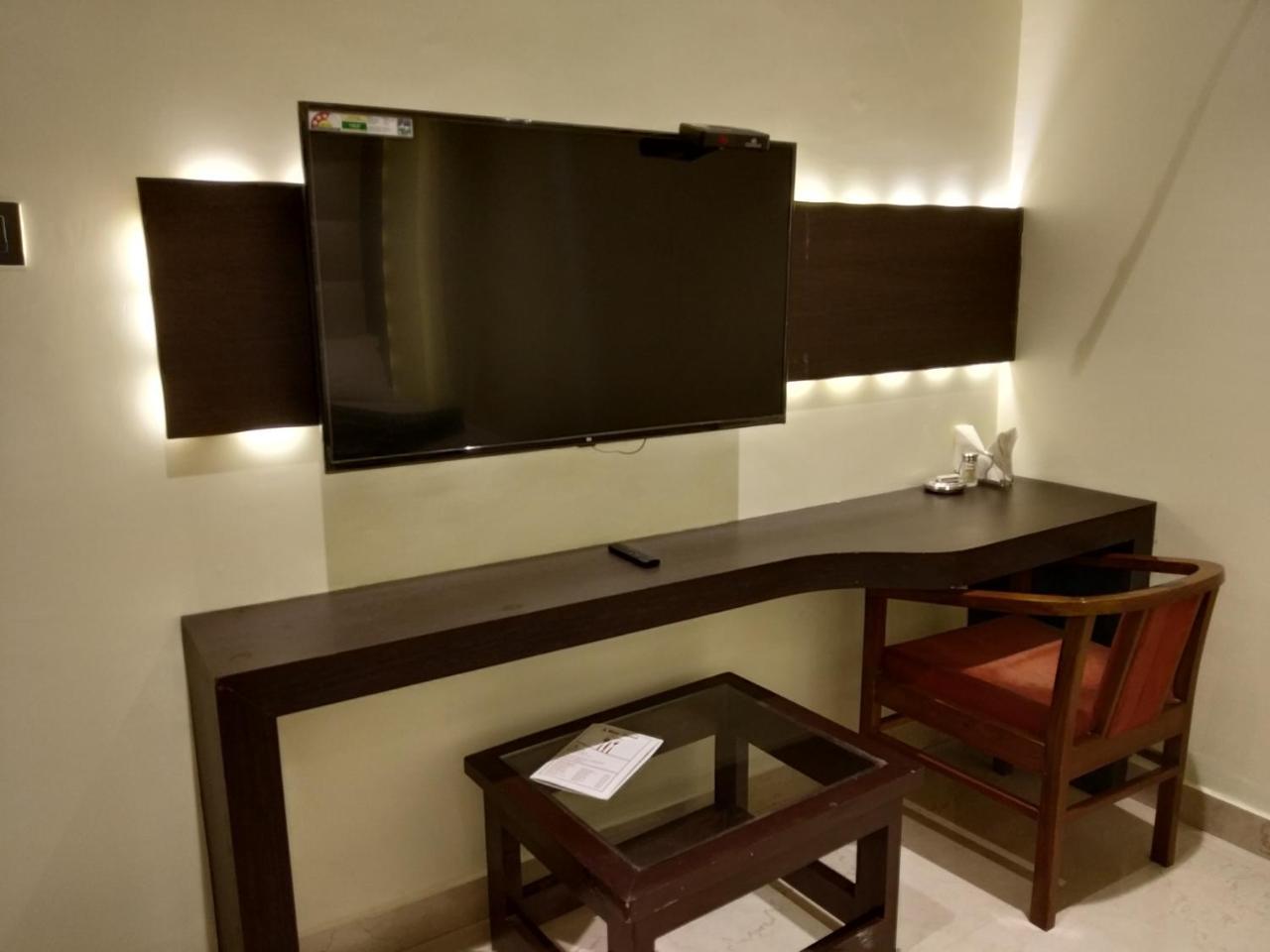 Hotel Star Inn Gangānagar Buitenkant foto