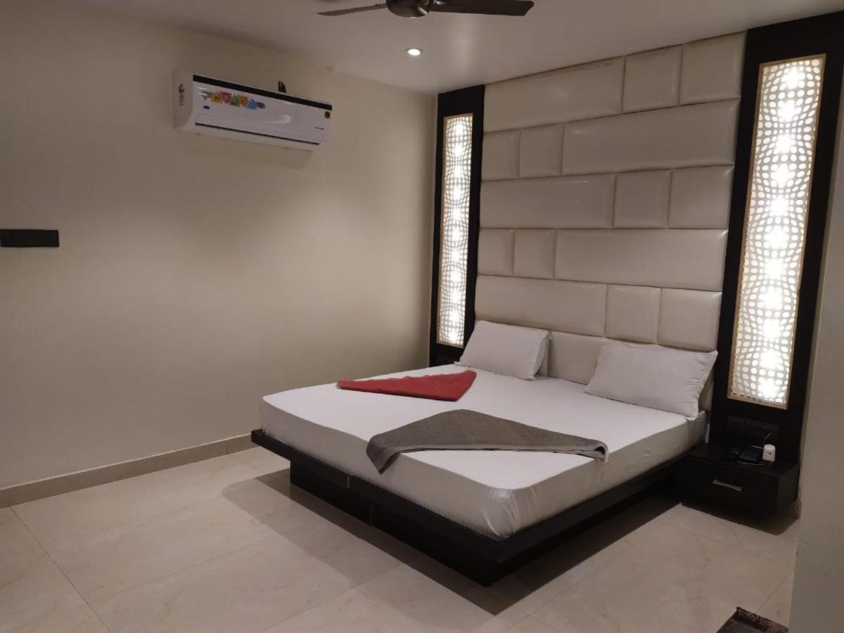 Hotel Star Inn Gangānagar Buitenkant foto