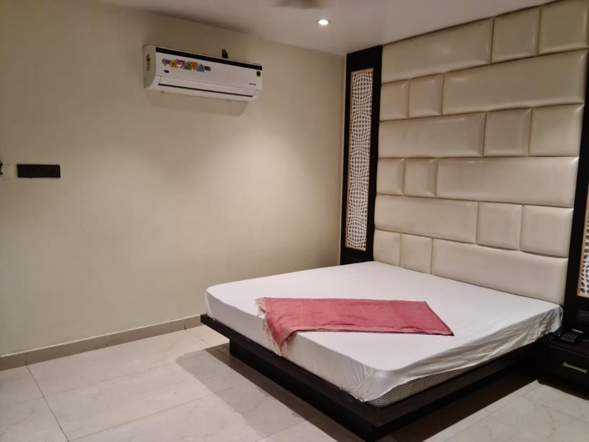 Hotel Star Inn Gangānagar Buitenkant foto